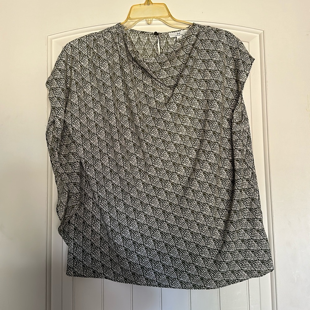 Asymmetrical blouse